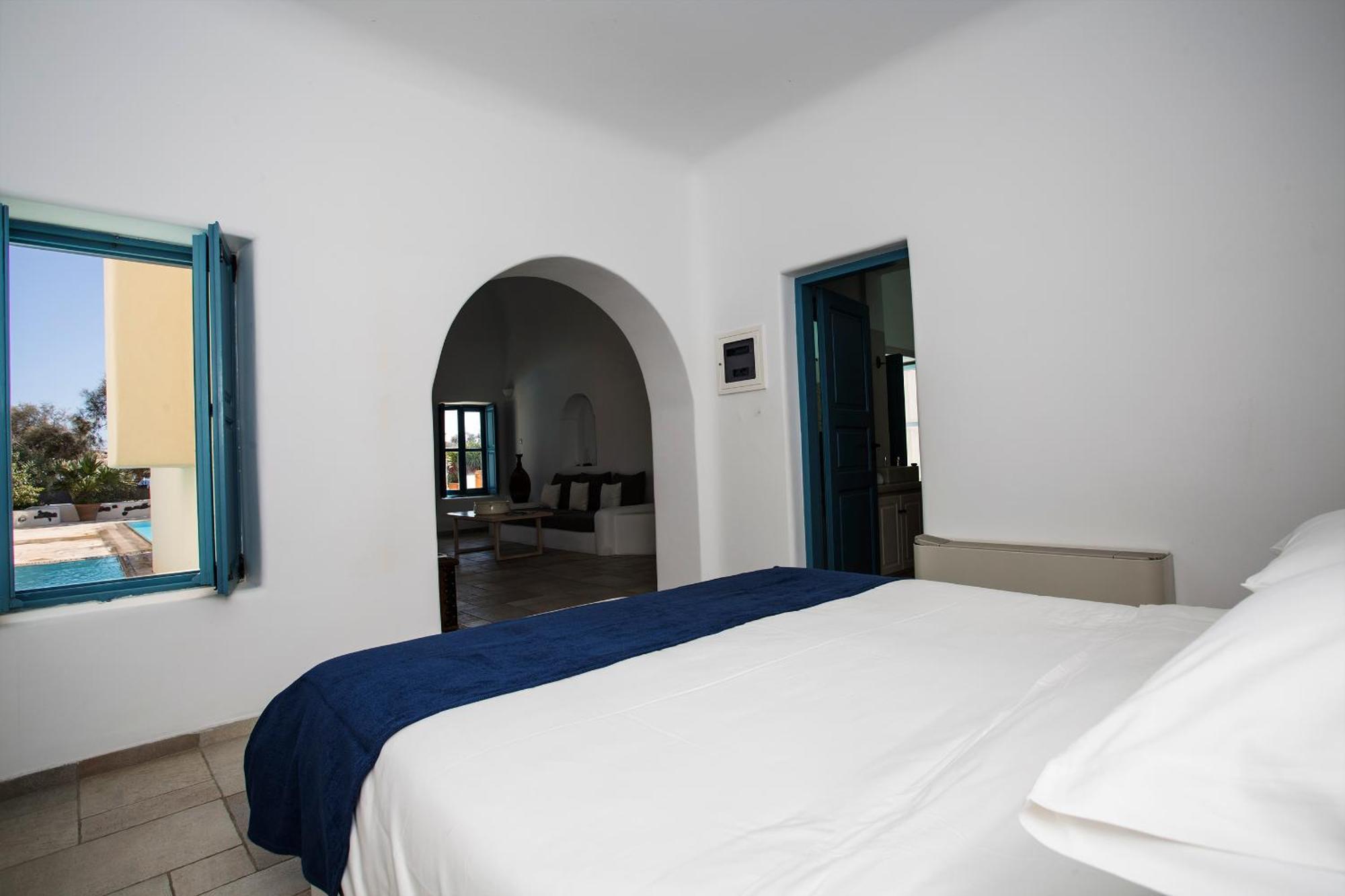 Black Rose Beach Suites Периса Екстериор снимка