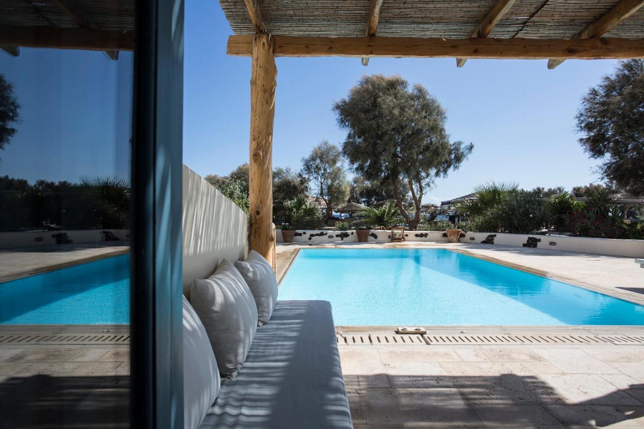 Black Rose Beach Suites Периса Екстериор снимка